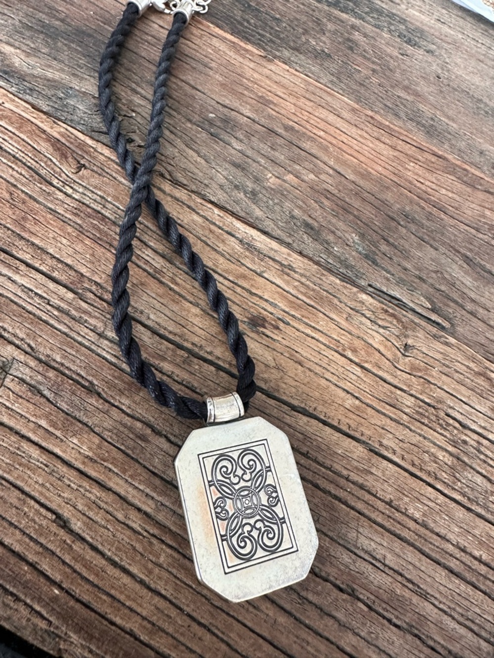BRIGHTON Facets Black Enamel Silver Scroll Corded Necklace - Retired - Picture 4 of 4